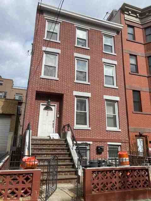 Jersey City NJ - Condofront 3