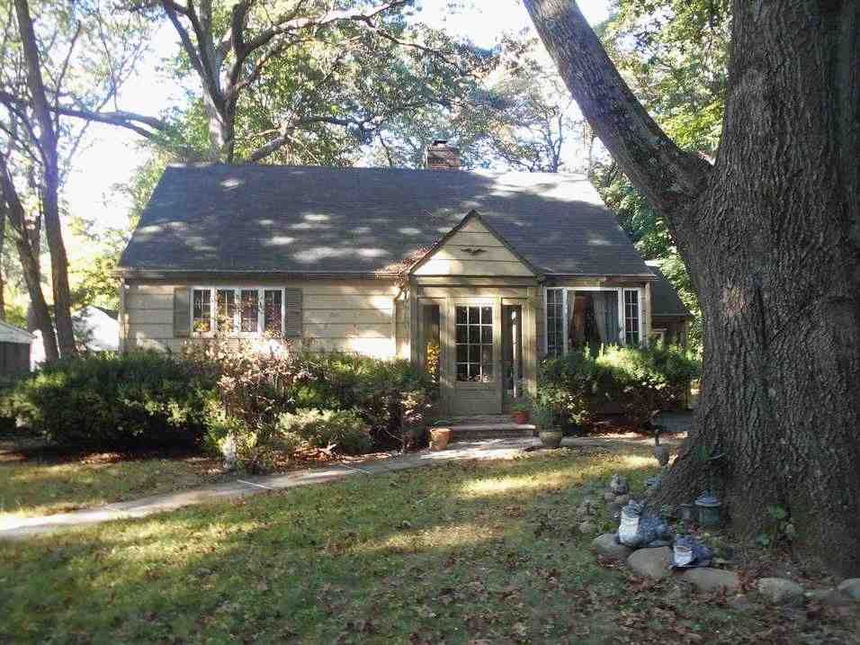 In Glen Rock NJ - In Glen Rock Nj Front 16