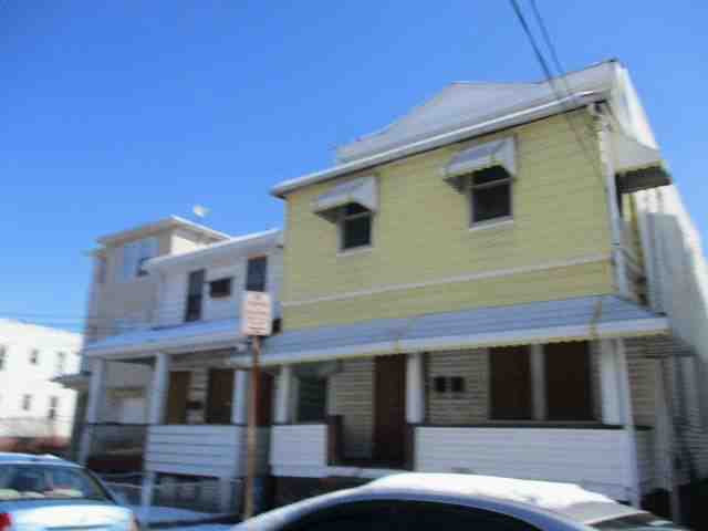 In Newark NJ For Cash Out And Rehab - In Newark Nj For Cash Out And Rehab Front 30